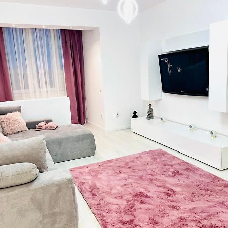 Popa Angela Apartment Oradea Ngoại thất bức ảnh